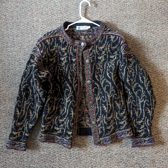 Icelandic Design Sweaters - Icelandic Design 100% Wool Sweater